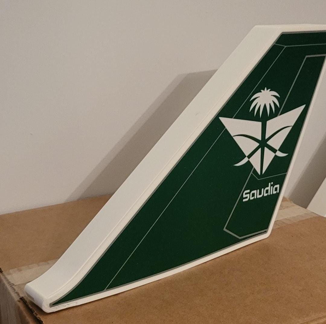 Retro Saudia Boeing 747 Tail LED Light Box – additional product view 2